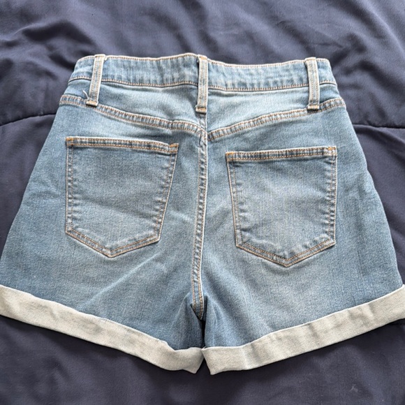 Short - Picture 2 of 3